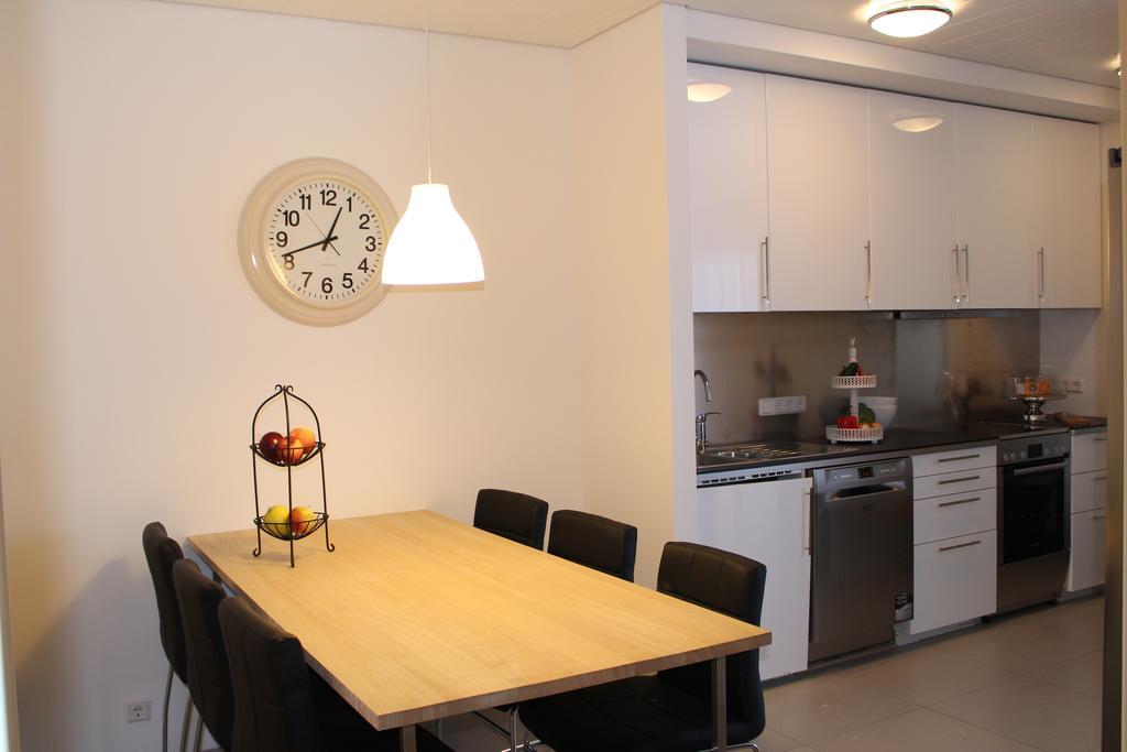 Halllandsnes Apartments Akureyri Quarto foto